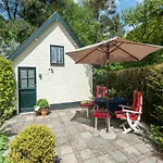 Pleasing Holiday In With Patio 斯霍尔