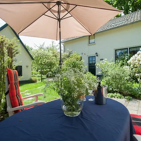 Ferienhaus Pleasing Holiday Home In Schoorl With Patio *